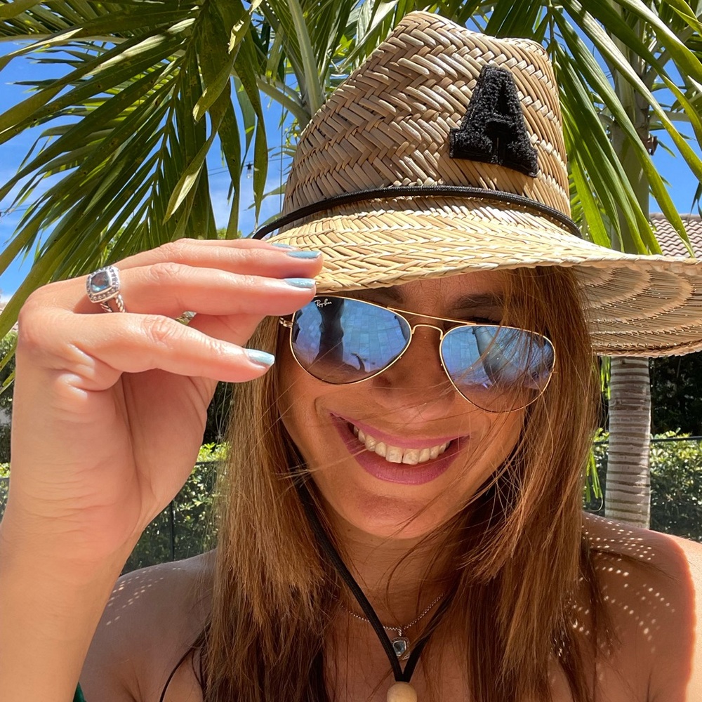 Meet your Posher, Ana